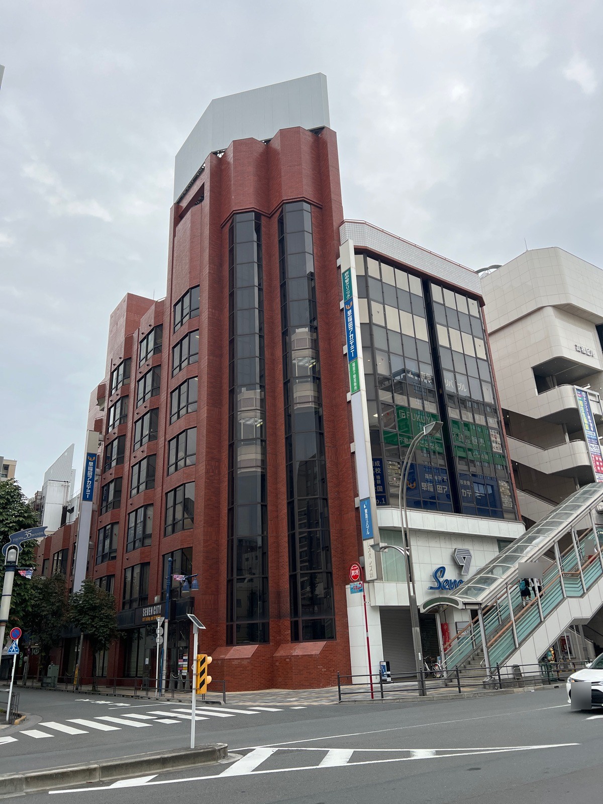府中駅前の物件画像
