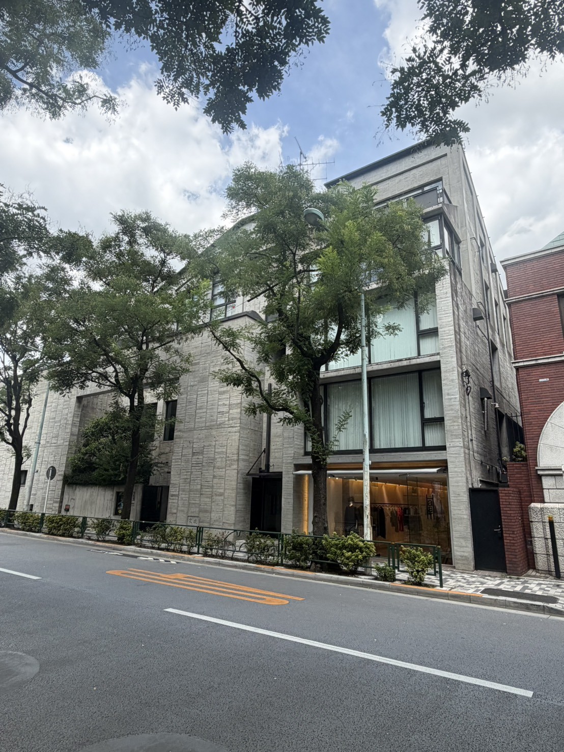 南青山銕仙会ビルの物件画像