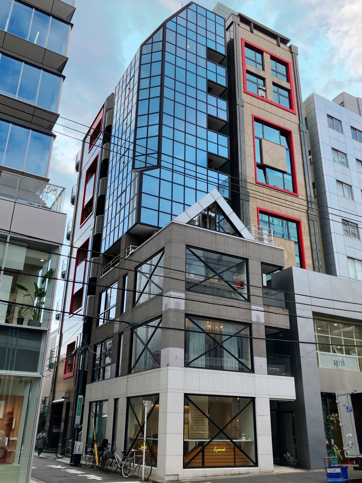 英（HANABUSA）の物件画像