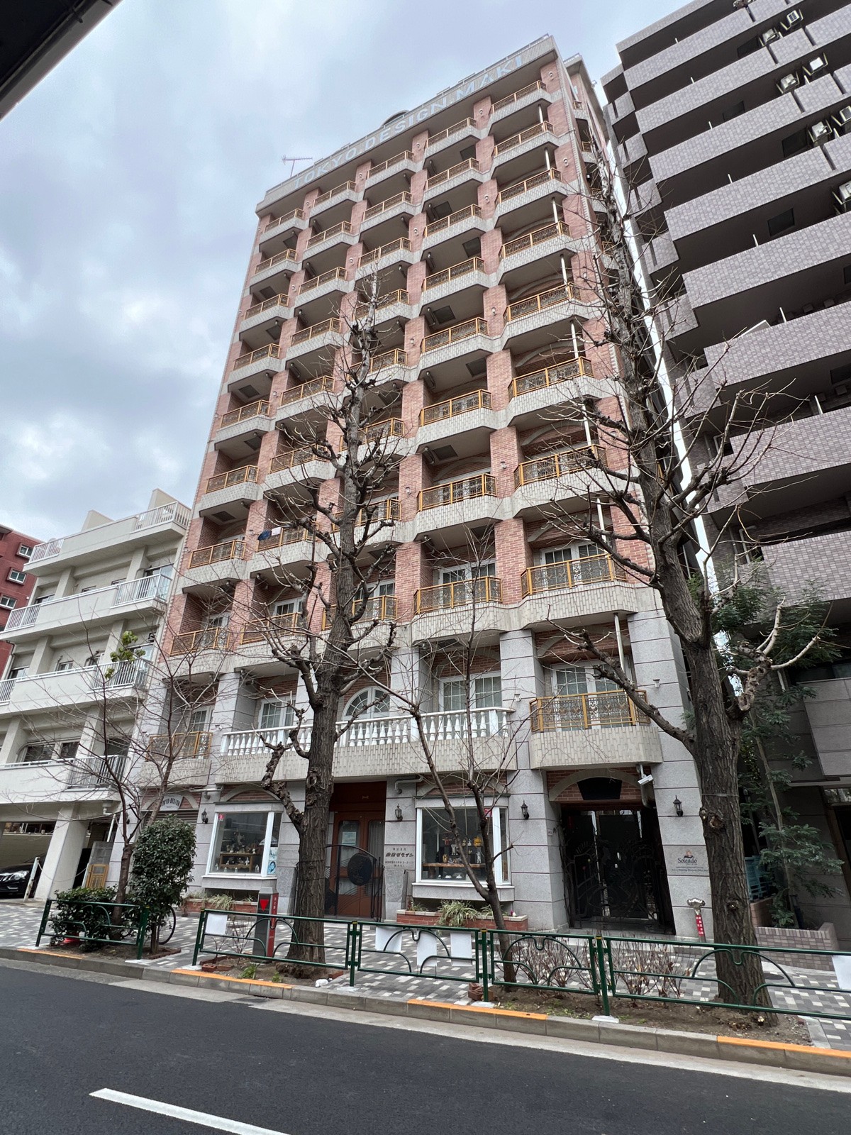 ソレアード六本木 わんLifeの物件画像