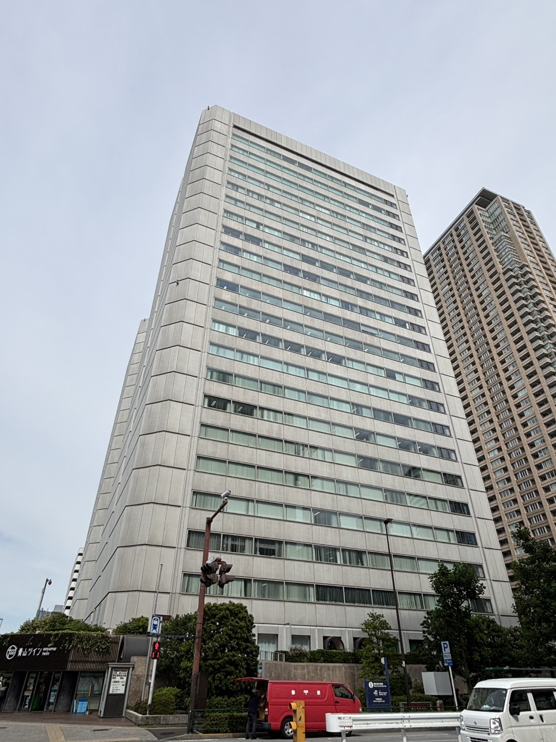 新青山（青山ツインタワー）西館の物件画像